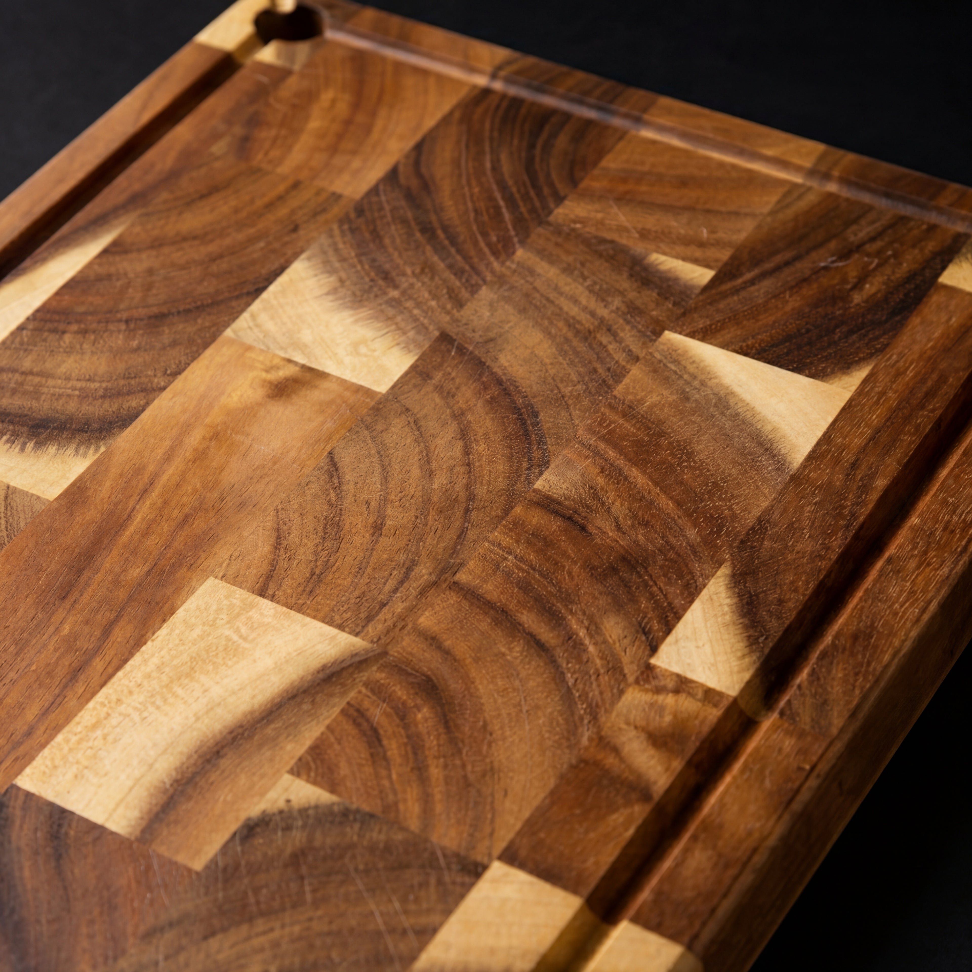 Premium Acacia Wood Cutting Board